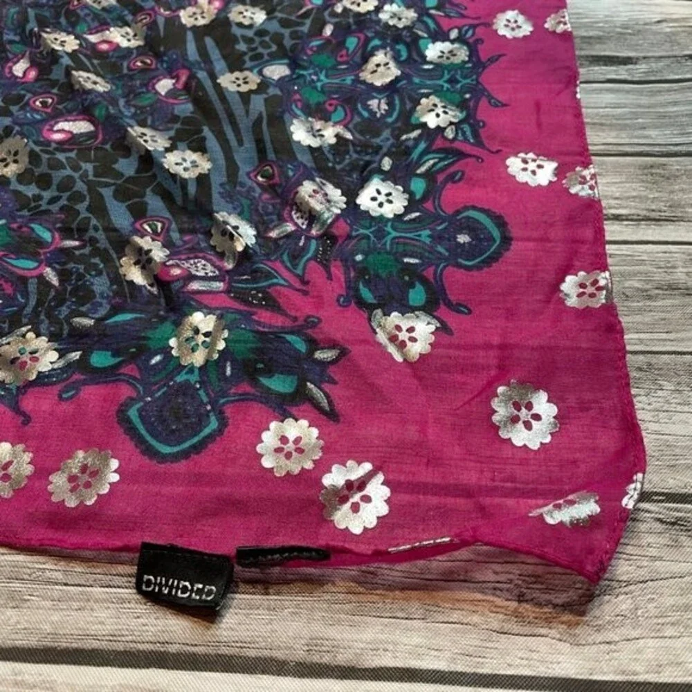Women's Divided Paisley Floral Square Scarf Blue Teal Pink Silver